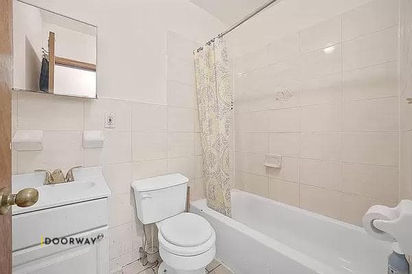 Interior of unit 2 at 371 Kosciuszko Street, Brooklyn, NY, 11221