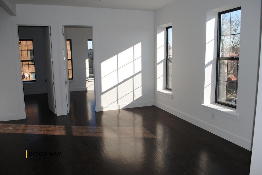 Photo 4 of the unit