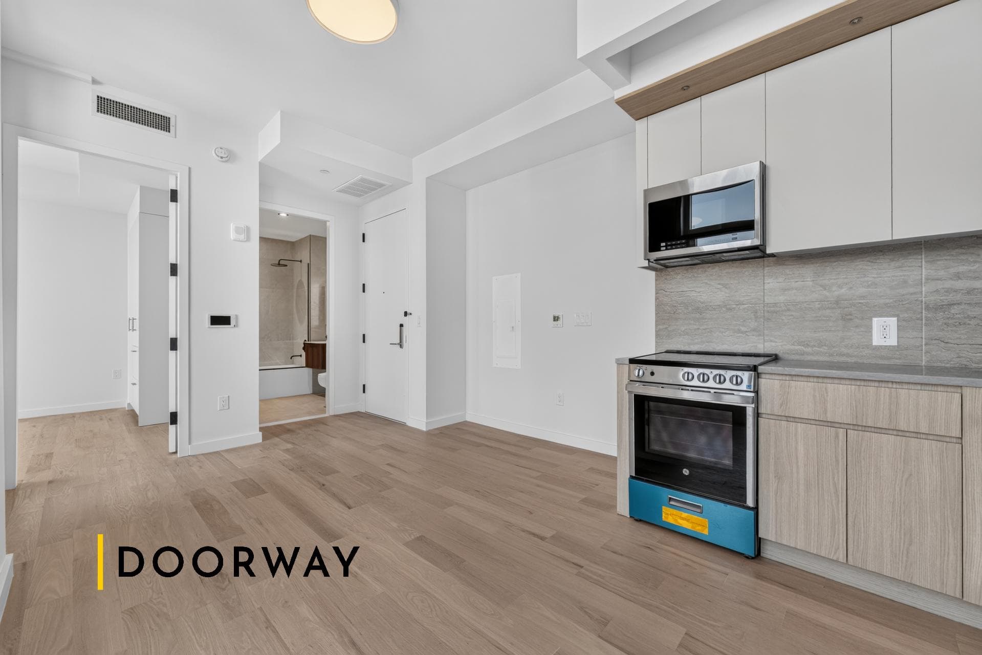Interior of unit 13C at 282 4th Avenue, Brooklyn, NY, 11215