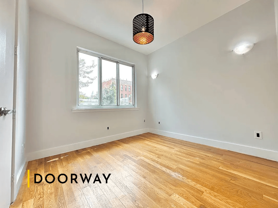 Interior of unit 3R at 64 Palmetto Street, Brooklyn, NY, 11221